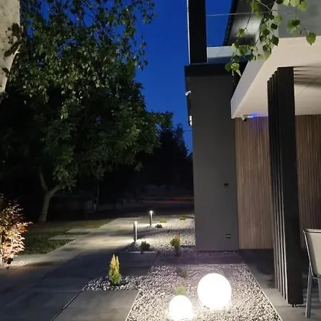 Park מלון דירות זאטור