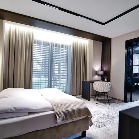 Aparthotel Park *